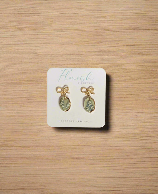 Flourish Stonewear Green Floral with Bow Accent