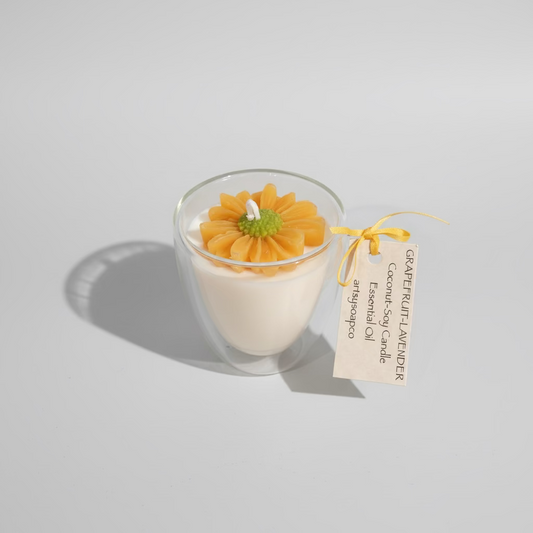 ArtsySoapCo. Floral Candle