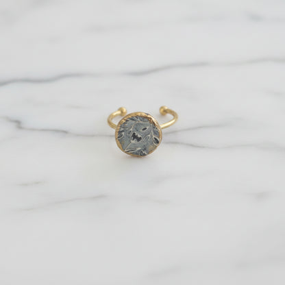 Oval Ring Collection