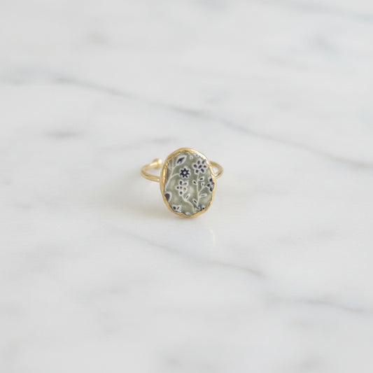Oval Ring Collection