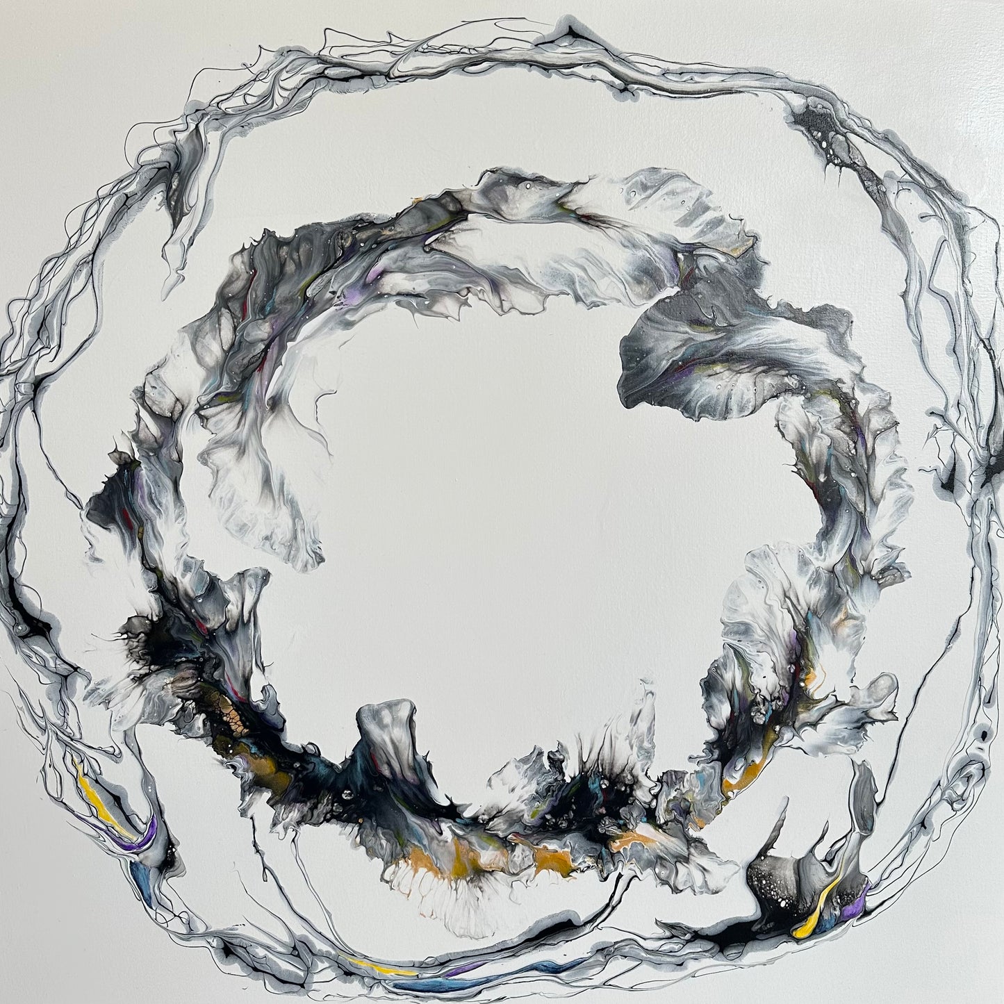 Santini Gallery | Enso