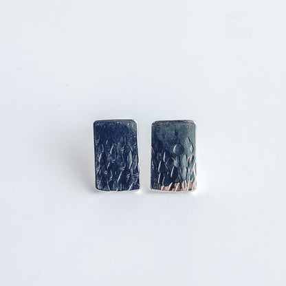 Ripple Rectangle Studs